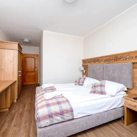 U Chramca 住宿加早餐酒店 *